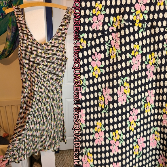 90s 🌺 Betsey Johnson polka dot & floral Sundress! - Picture 4 of 9